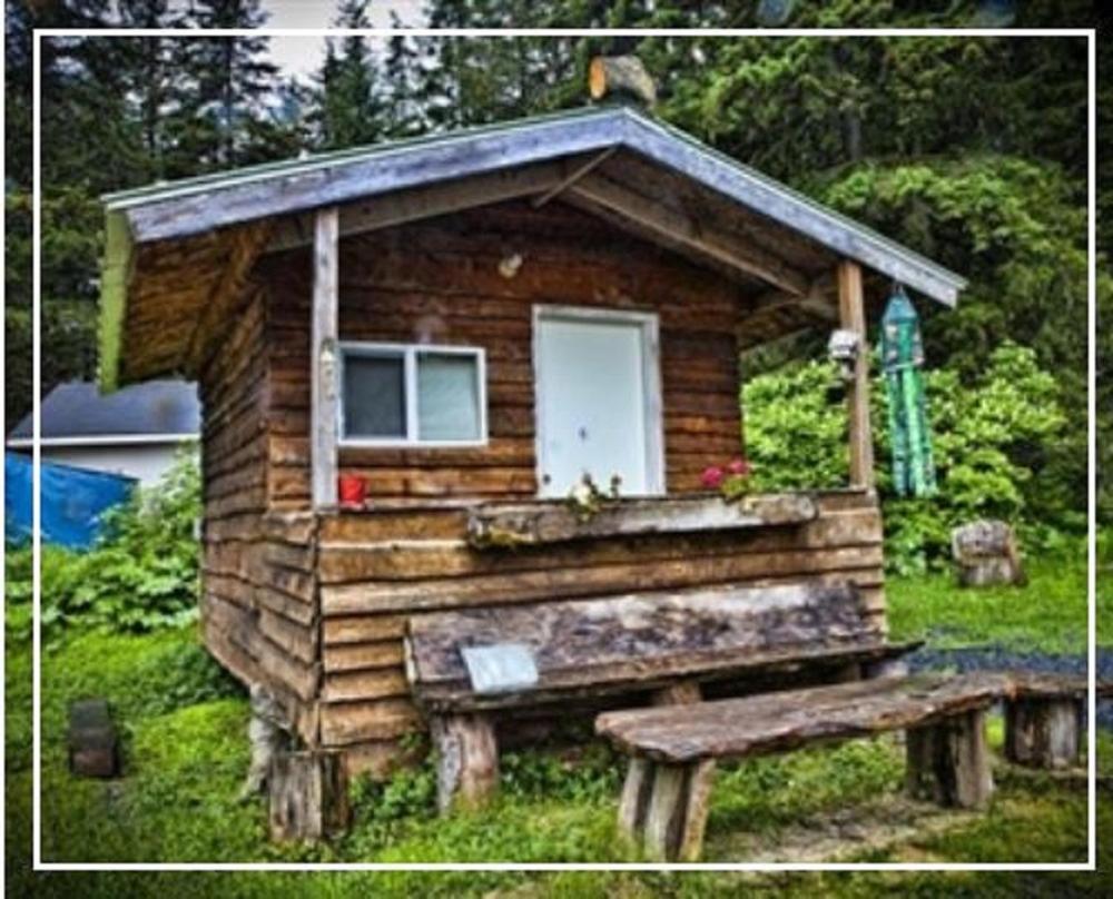 Nauti Otter Inn And Yurt Village Сюърд Стая снимка