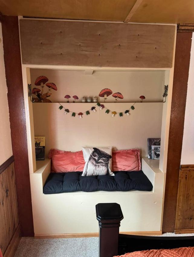Nauti Otter Inn And Yurt Village Сюърд Стая снимка